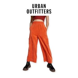 Urban Outfitters Cropped Rust Corduroy Cargo Pants Small Stretch Waist Spring